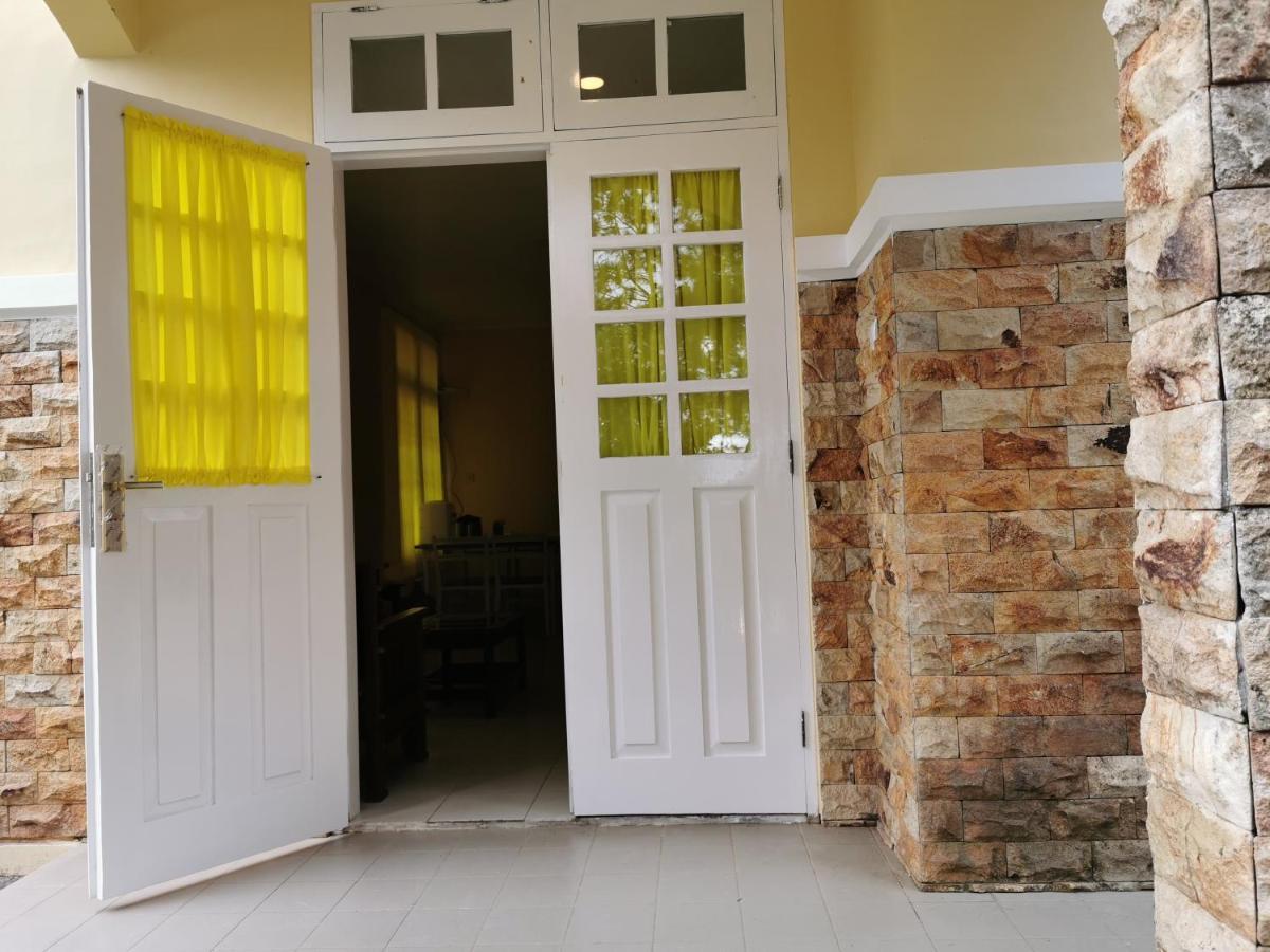 Villa Kota Bunga Cipanas 3 Kamar Baru Renovasi Full Wifi Cikundul エクステリア 写真